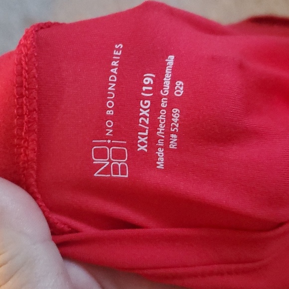 No Boundaries V-Neck Long Sleeve Shirt - Picture 3 of 9